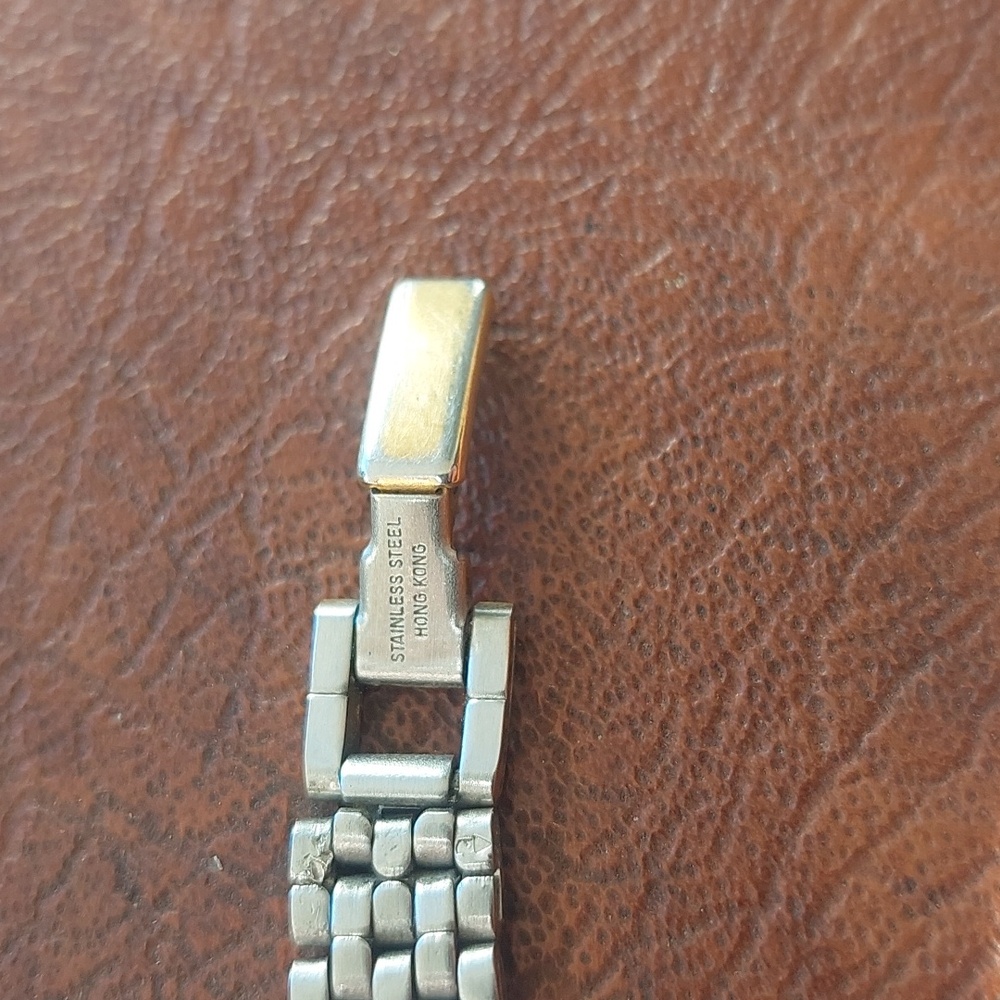 Bulova Gold Women's Watch - Picture 6 of 13